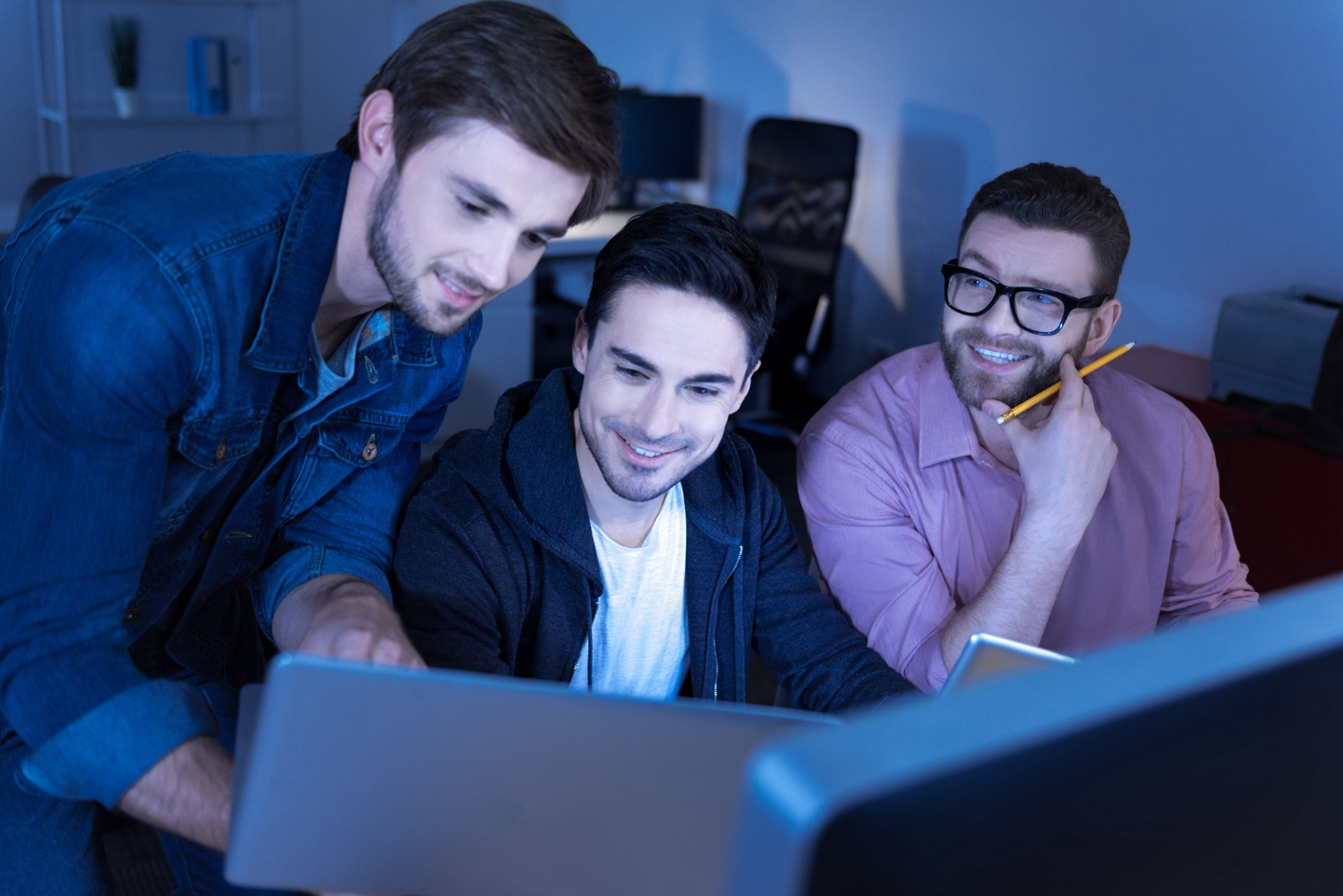 Team collaborating on e-commerce strategy